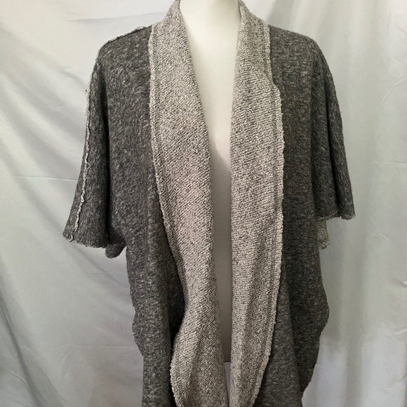 THE FISHER PROJECT Grey High Low Open Front Poncho - Picture 1 of 5